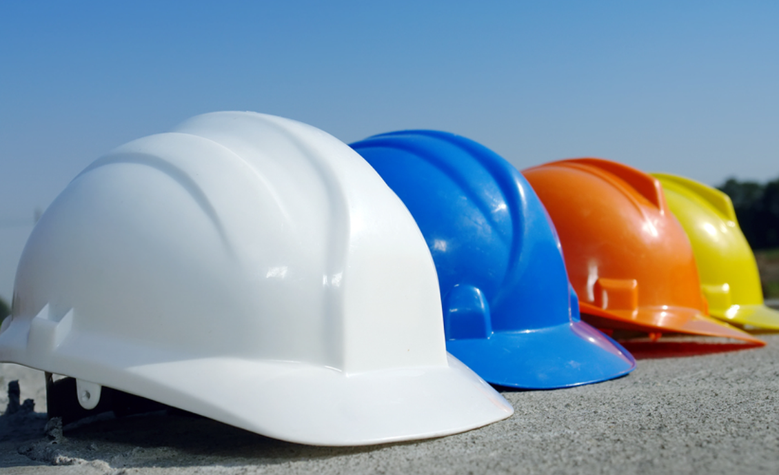 Head Protection Equipment – Features to be Considered